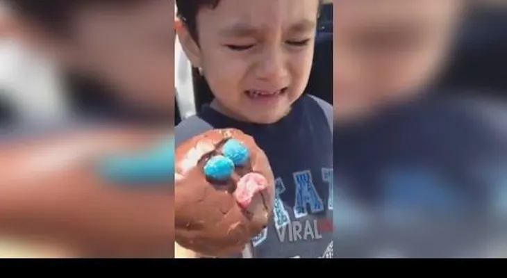Una carita triste y un video viral: la historia con final feliz para un niño mexicano (VIDEO)