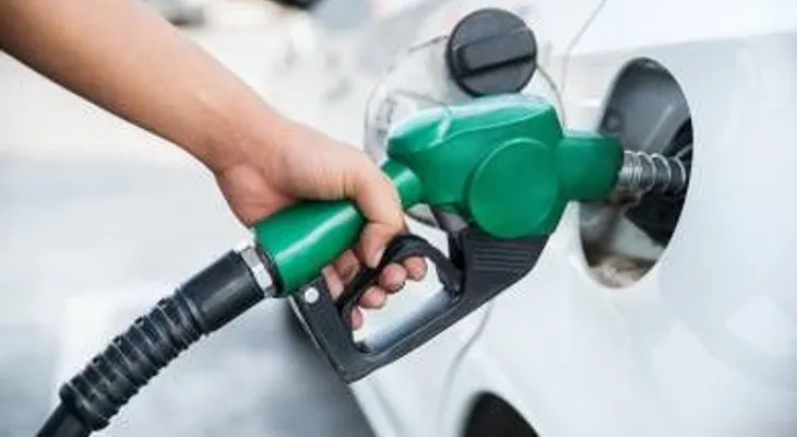 Suben dos pesos a la gasolina regular y tres al gasoil; gasolina premium y el GLP congelado 