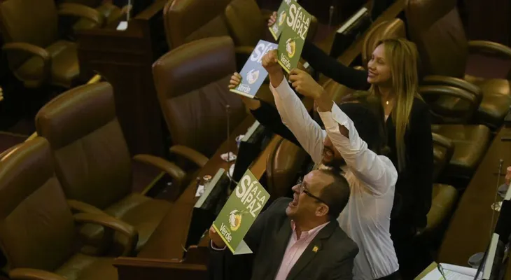 Congreso aprueba reforma constitucional para blindar acuerdo de paz en La Habana