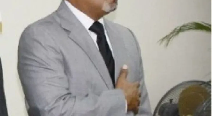 Renuncia juez presidente corte de Puerto Plata, por bajo salario