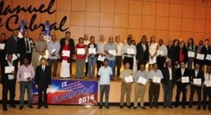 MESCyT clausura Primer Seminario Preparatorio Tercera Cumbre Académica