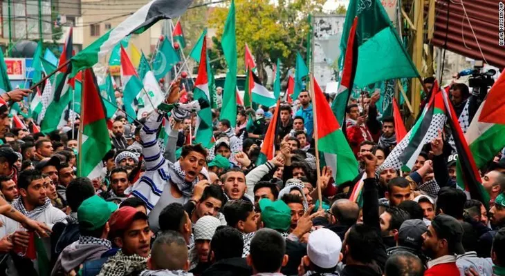 Manifestantes protestan frente a embajada de EE.UU. en Beirut por Jerusalén