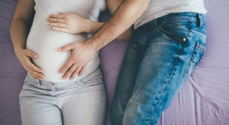 Momentos en que una embarazada no puede tener sexo, revelado por ginecóloga