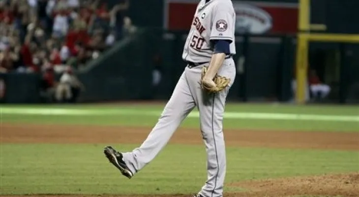 Astros avanzan a playoffs pese a caer con Diamondbacks