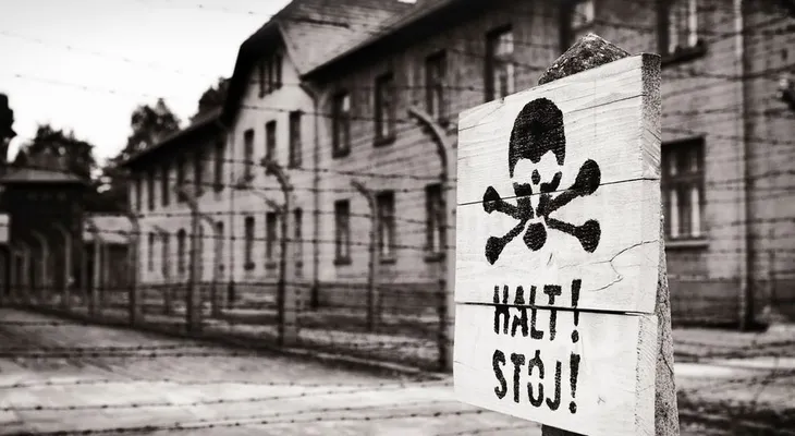 Auschwitz, el campo de exterminio que imitó el Infierno en la Tierra