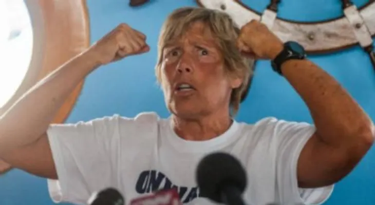 Mujer de 64 años intenta nadar de Cuba a la Florida