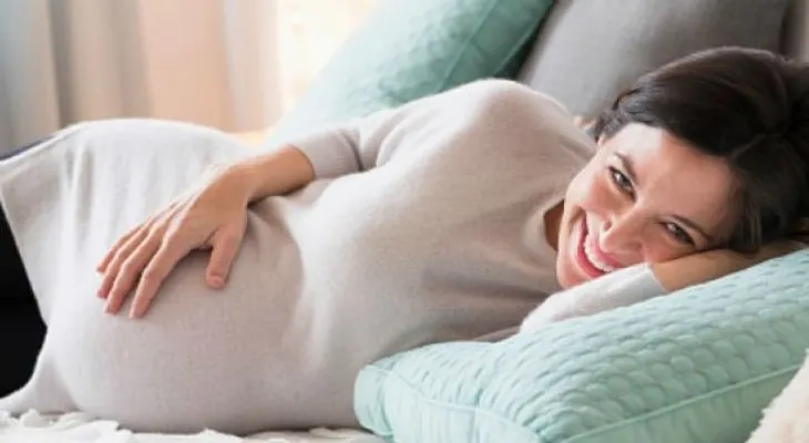 ¿Estás embarazada? ¡Cuidado! Estos cosméticos pueden dañar a tu bebé