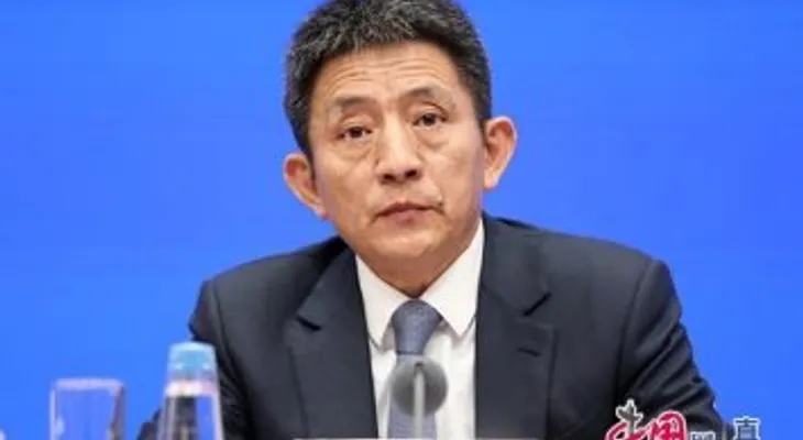 China asciende a rango ministerial a su negociador comercial Li Chenggang
