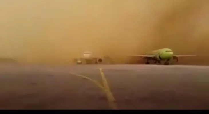 Video: Tormenta de arena crea el pánico en un aeropuerto de Jordania