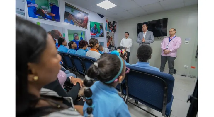 INABIE devuelve la visión a 13 estudiantes con cirugías