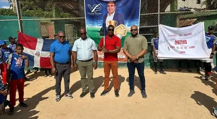 Liga dedica torneo a Víctor Pavón