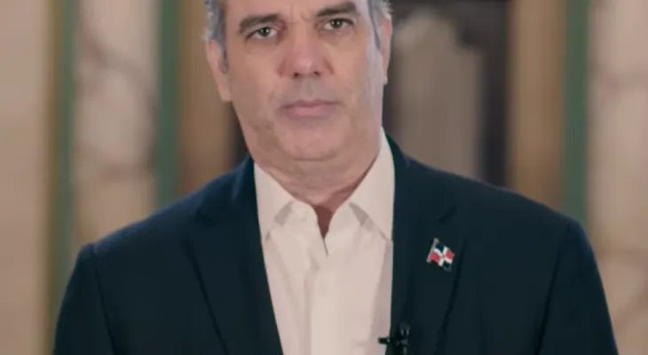 Abinader anuncia se irá quitando el "odioso" toque de queda en cada provincia donde se vacune un 70% de su población