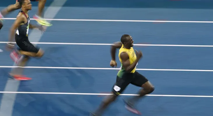 Súper Usain Bolt: logra el histórico triple-triple