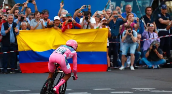 El colombiano Nairo Quintana pierde el Giro de Italia en la última etapa