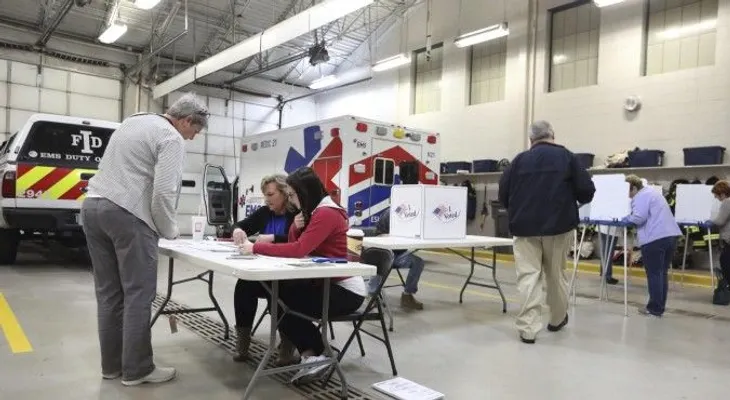 Trump gana en tres poblaciones de New Hampshire