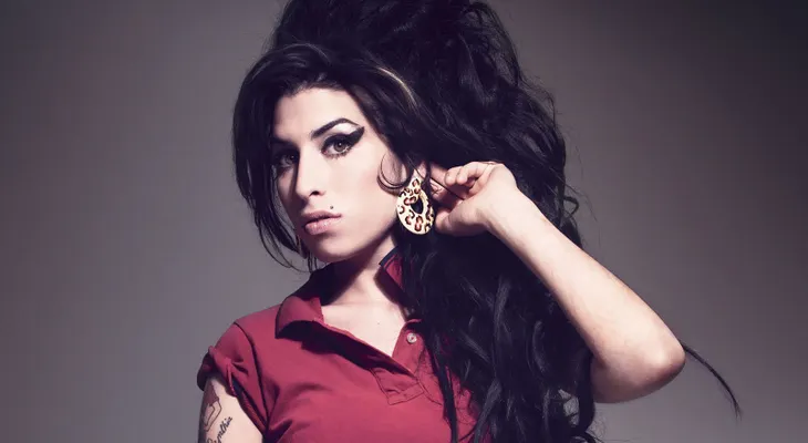 Un concierto del padre de Amy Winehouse marca los cinco años de su muerte