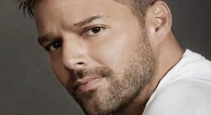 Ricky pide aprobar ley permite a homosexuales adoptar en P.Rico