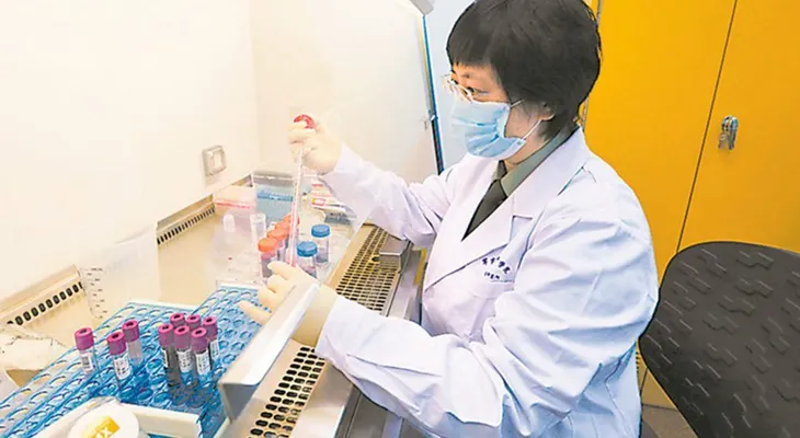 China vuelve a registrar tres nuevos casos de coronavirus tras ninguno el viernes
