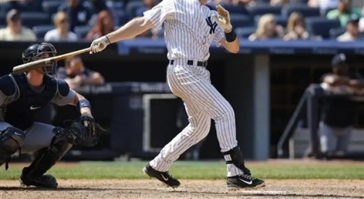 Teixeira da jonrón en la octava y los Yanquis gana 2-1 