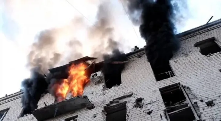 Ataque ruso con bombas guiadas en Kramatorsk deja 19 heridos, incluido un bebé