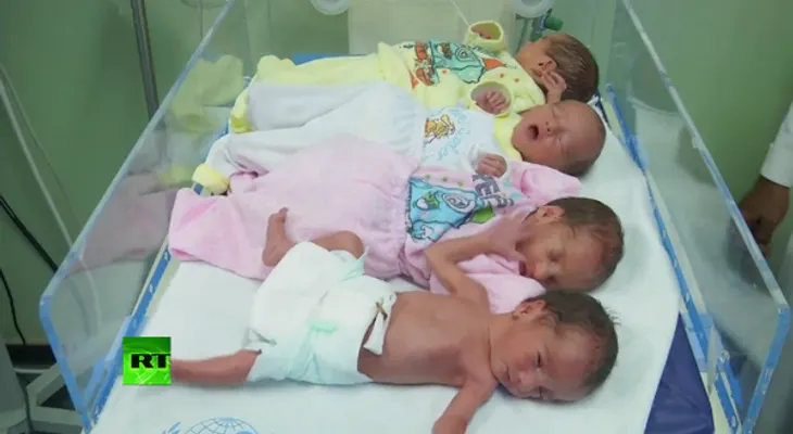 Video: Nacen cuatrillizos en medio de la operación israelí contra Gaza