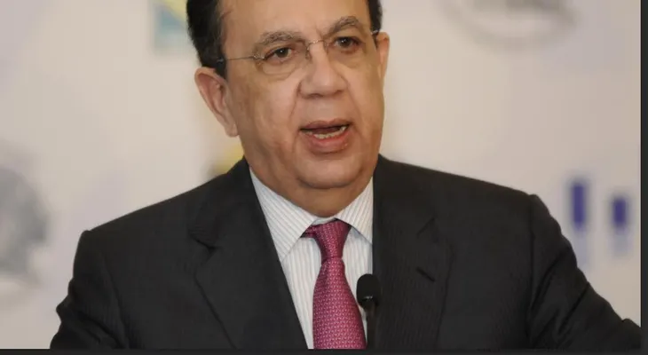 Valdez Albizu felicita esfuerzos por fomentar la educación económica y financiera  