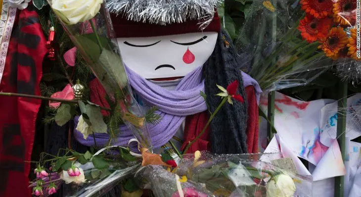 Charlie Hebdo: París perdió mucho pero no la alegría de vivir