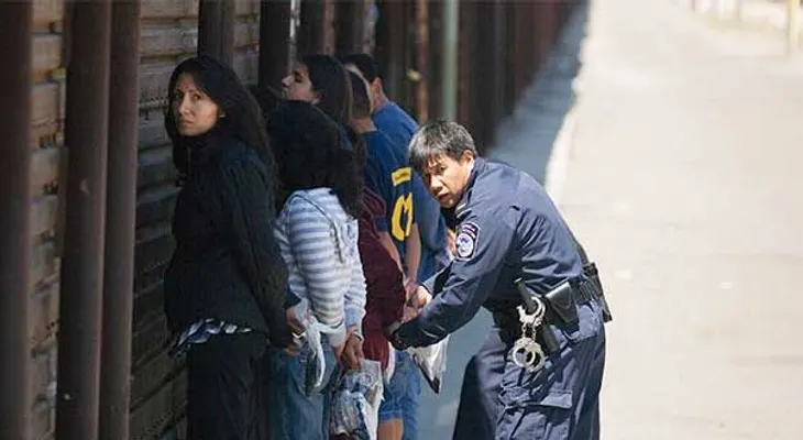 Cómo EEUU detiene y deporta a los inmigrantes