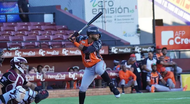 Los Toros contratan a Webster Rivas, Ronny Rodríguez y Aneury Tavarez