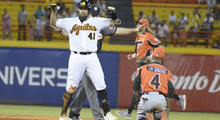 Águilas Cibaeñas vencen 10-3 a Toros del Este