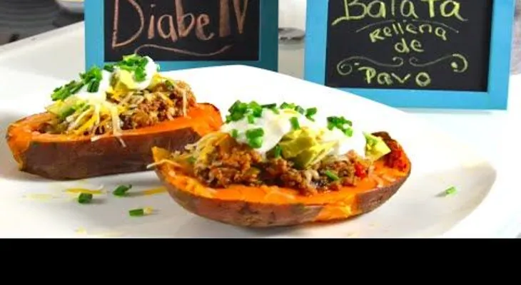 Batata Rellena con Picadillo de Pavo