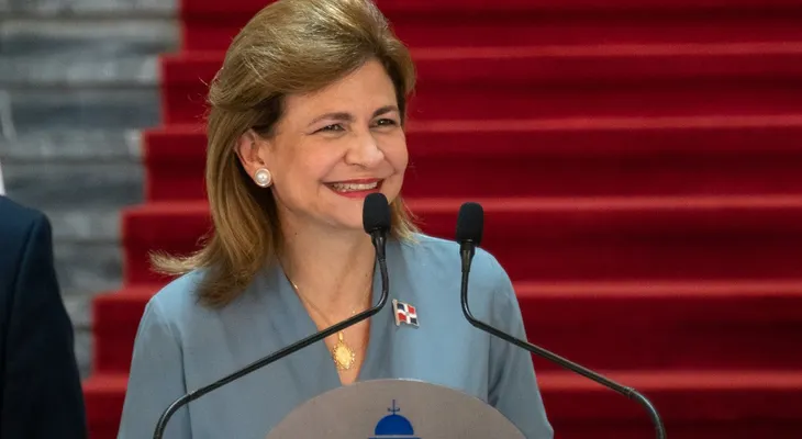 Raquel Peña: "Hoy recibimos 100,620 nuevas dosis contra el COVID-19 para seguir vacunando hasta que no nos falte nadie"