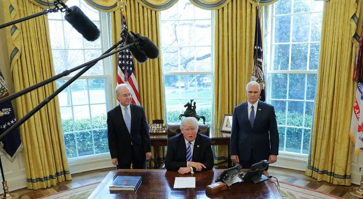 Trump: "Hoy tenemos un gran anuncio de Ford"