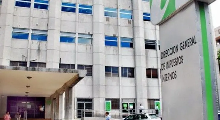 Denuncian  DGII le quiere cobrar 18% de impuestos materiales cirugías
