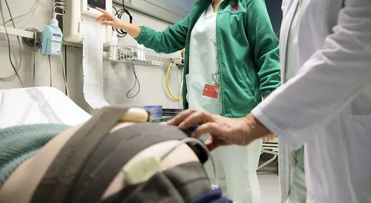 Mujeres en China obligada a parir con dolor y sin anestesia