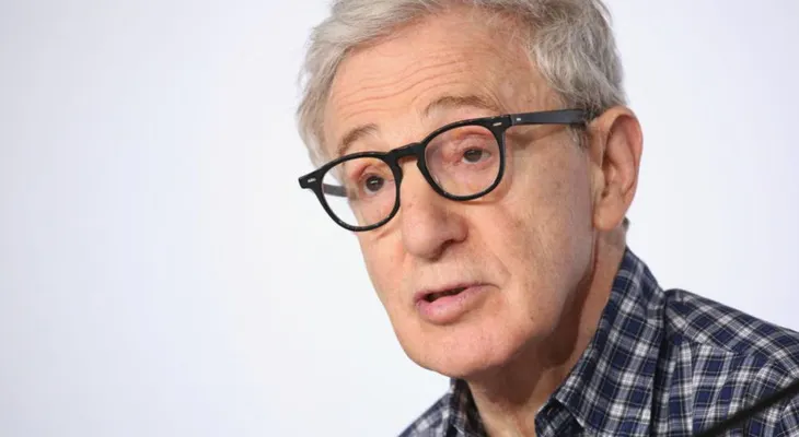 Modelo afirma que inició un romance con Woody Allen cuando tenía 16 años