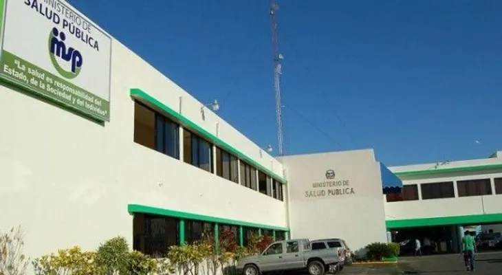 Salud Pública no tiene disponible resultados de análisis antimicrobiana en pollo 