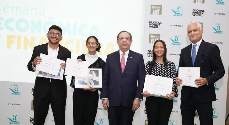BCRD concluye con un rotundo éxito Semana Económica y Financiera 2023 con premiación "Economistas del Futuro"