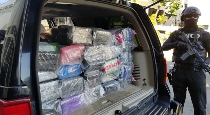 DNCD decomisa 144 paquetes presumiblemente cocaína en Puerto Multimodal Caucedo