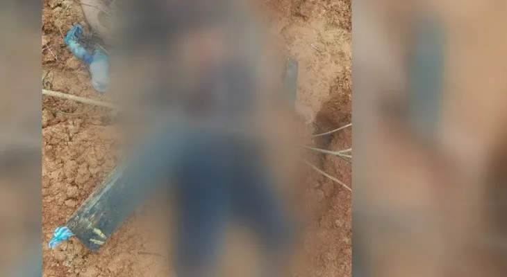 Desentierran y queman cadáver de hombre mató tres miembros de su familia y que también quería matar a su padre