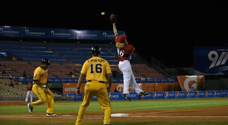 Las Águilas derrotan por segunda ocasión al Escogido; ocupa el segundo lugar detrás del Licey