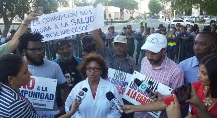 Poder Ciudadano dice dinero se roban los corruptos impide tener mejor sistema de salud