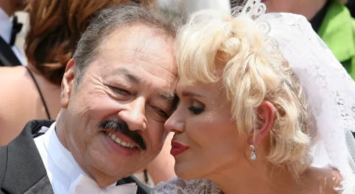 Charytín Goico viaja a PR a cumplir último deseo de su esposo