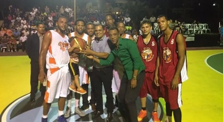 Continúa con éxito V Torneo de Baloncesto Presuperior de Olimpo