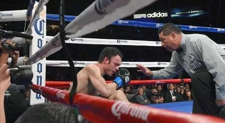 Cae por nocaut en el noveno round Julio César Chávez Jr