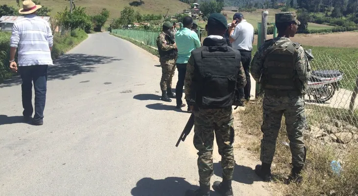 Agreden corresponsal de Noticias SIN por fotografiar perforación ilegal de pozo en Contanza