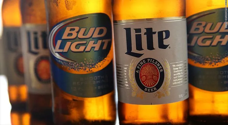 Molson Coors paga 12.000 mdd por tres grandes marcas de cerveza en EE.UU.