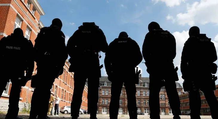 Enfrentamiento entre grupos criminales rivales deja 14 muertos en México
