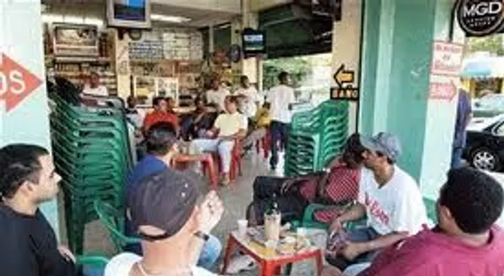 "Fiestas y mañana gallo": A partir de este lunes bebidas alcohólicas sin límite de horario 