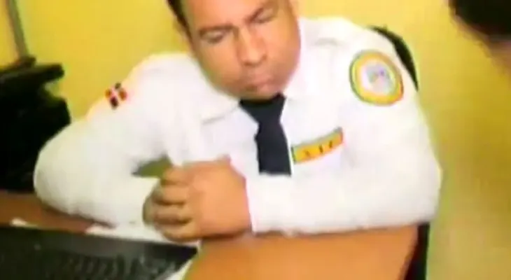 Lo ponen en aprieto: Encuentran condón en oficina director cárcel Najayo Hombres